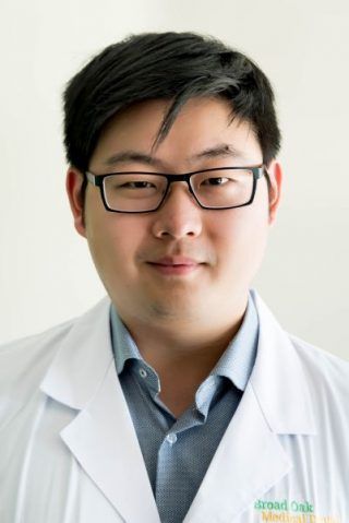 Dr Harris Henan Chen